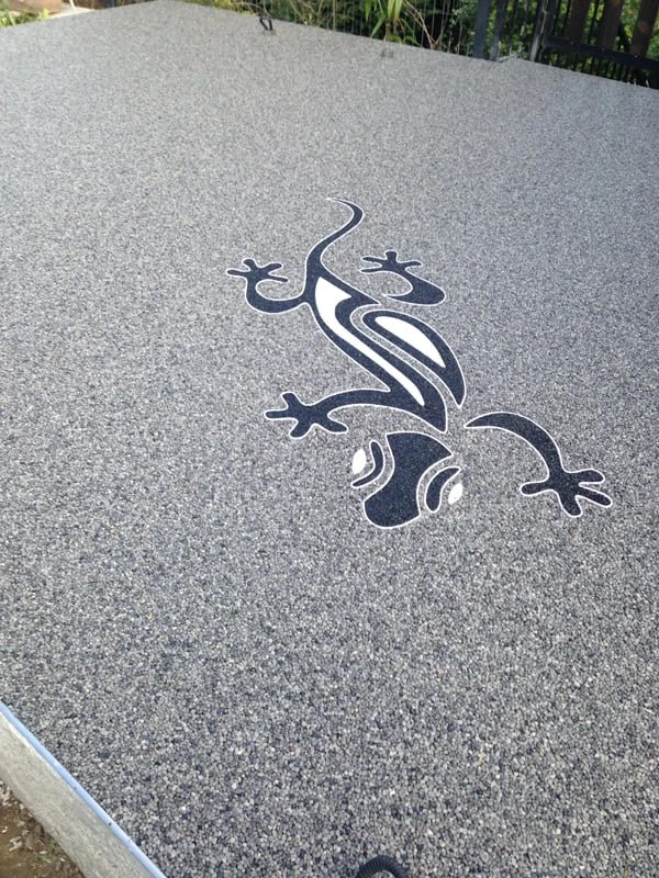 Motif dans un tapis de pierre